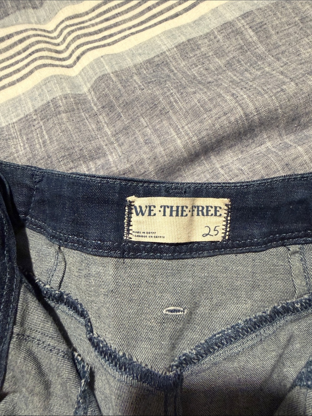 Free People We The Free Libre Wide Leg Jeans in Dark Blue Wash 25 - Picture 3 of 4